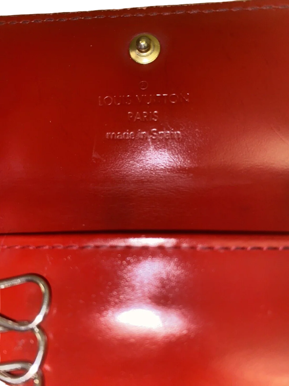 Louis Vuitton Unisex Monogram Vernis Leather Four Key Holder Red - Image 4