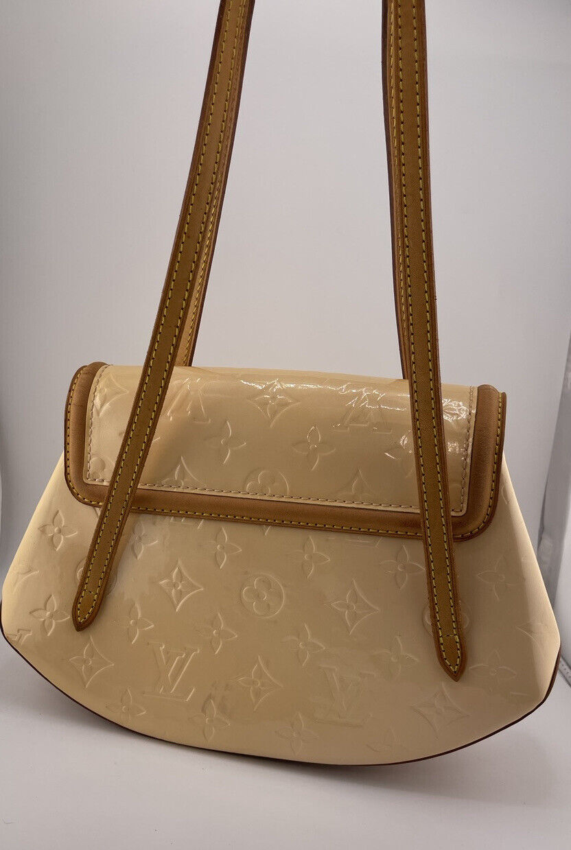 Louis Vuitton Biscayne Monogram Vernis Leather - EUC - Image 2