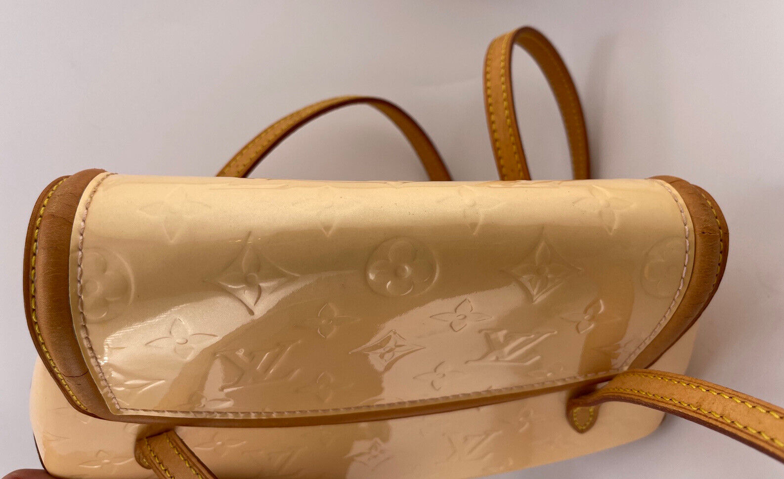 Louis Vuitton Biscayne Monogram Vernis Leather - EUC - Image 6