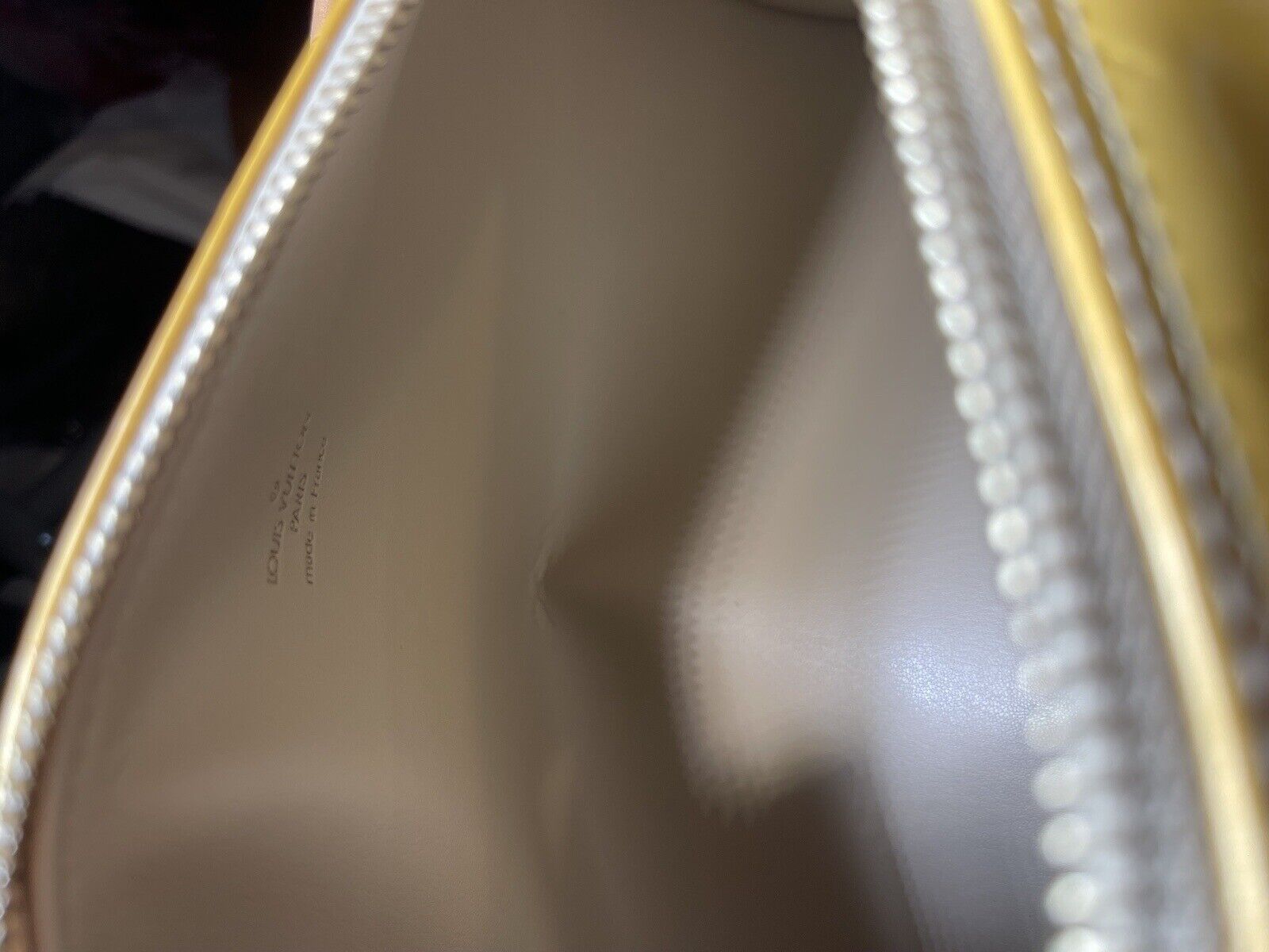 Louis Vuitton Vernis Bedford 30 Papillon Handbag - Image 7